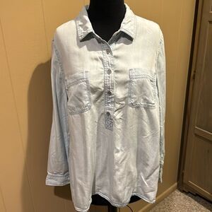 Talbots light blue heavyweight chambray button front placket/cuffs shirt. XLP.